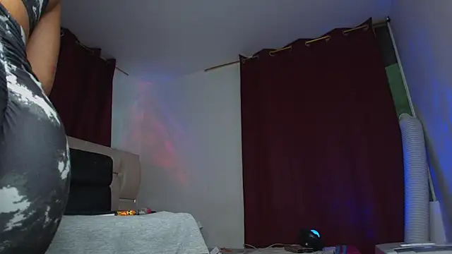 im mishellbigass online show from 01/06/26, 06:06