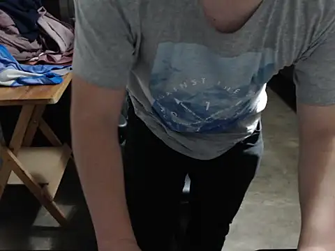 thealfawolf01 online show from 12/30/24, 11:28