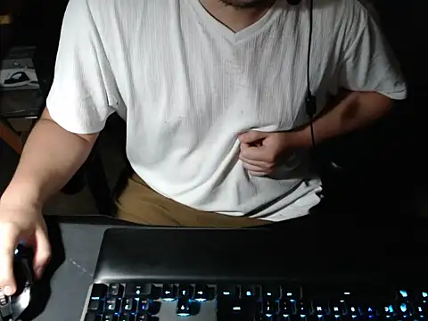 thealfawolf01 online show from 10/12/25, 12:59