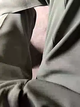 cumshotboy01 online show from 01/01/25, 09:49