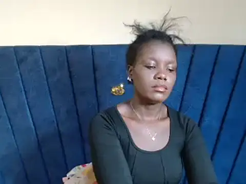 Layla Amish1 online show from 05/04/26, 05:14