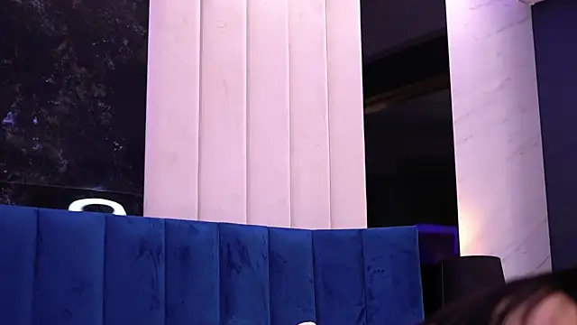 Snapshot of AishaDevoe chatting on 01/09/25, 03:58 AishaDevoe online show from 01/09/25, 03:58