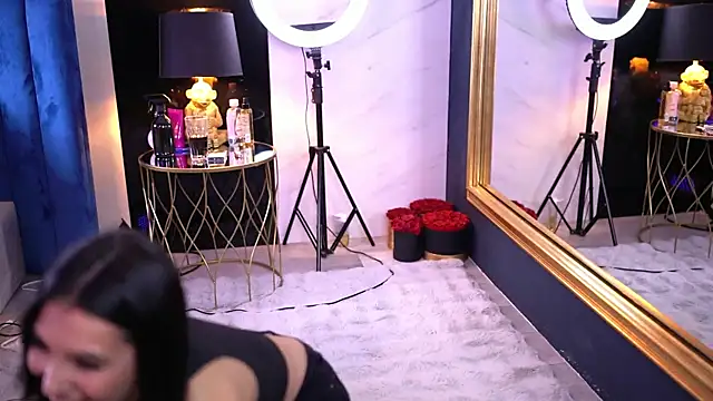 Snapshot of AishaDevoe chatting on 01/27/25, 12:33 AishaDevoe online show from 01/27/25, 12:33