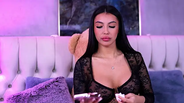 Snapshot of AishaDevoe chatting on 02/13/25, 08:45 AishaDevoe online show from 02/13/25, 08:45