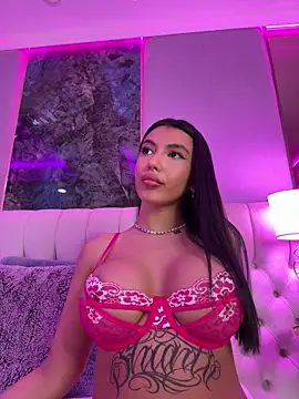 Snapshot of AishaDevoe chatting on 03/05/25, 01:52 AishaDevoe online show from 03/05/25, 01:52