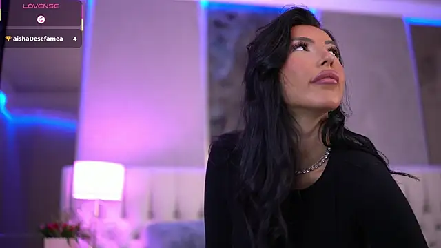 Snapshot of AishaDevoe chatting on 03/18/25, 07:53 AishaDevoe online show from 03/18/25, 07:53