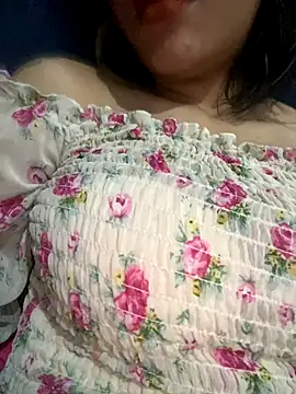 Snapshot of Sofia_xx2 chatting on 12/05/24, 02:31 Sofia xx2 online show from 12/05/24, 02:31