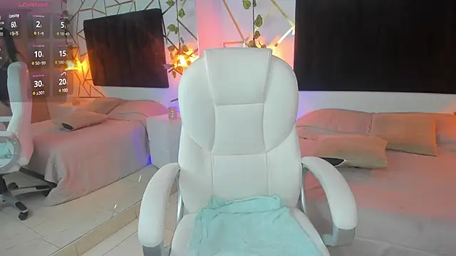 Megan Thompsonn online show from 02/08/25, 01:01