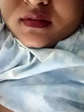 smile pretty online show from 12/18/24, 08:47