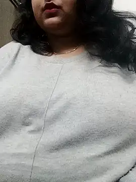 smile pretty online show from 01/22/25, 08:28