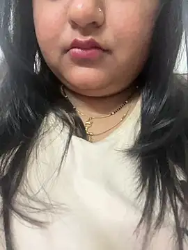 smile pretty online show from 03/09/25, 05:06