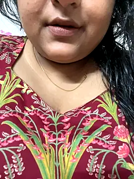 Snapshot of smile_pretty chatting on 11/05/25, 06:41 smile pretty online show from 11/05/25, 06:41