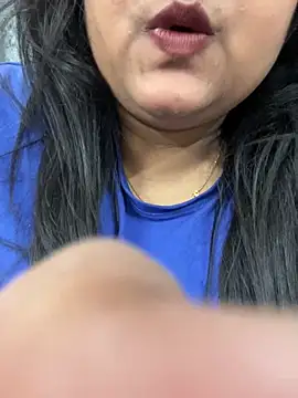 smile pretty online show from 02/22/26, 10:08