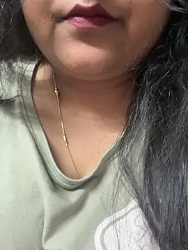 smile pretty online show from 04/05/26, 06:49