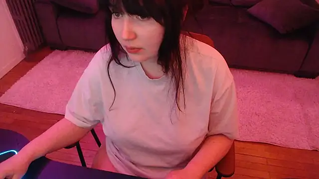 Lynylou online show from 01/18/25, 07:38