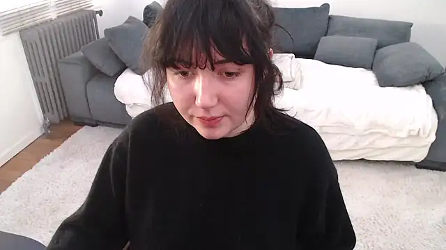 Lynylou online show from 02/23/25, 08:17