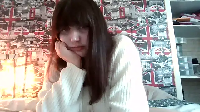 Lynylou online show from 10/01/25, 08:42