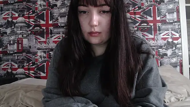 Lynylou online show from 02/18/26, 04:47