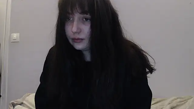 Lynylou online show from 04/03/26, 06:28