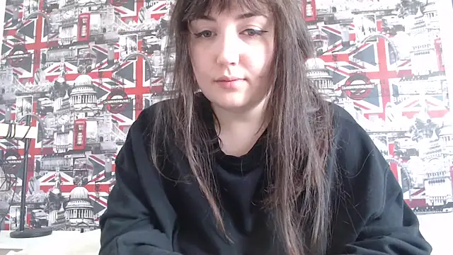 Lynylou online show from 04/13/26, 11:37
