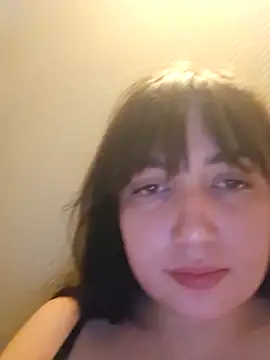 Lynylou online show from 05/10/26, 04:28