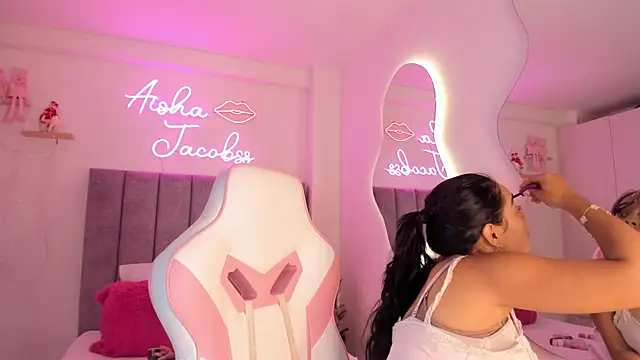 Snapshot of jacobss_gh chatting on 09/28/25, 10:26 jacobss gh online show from 09/28/25, 10:26