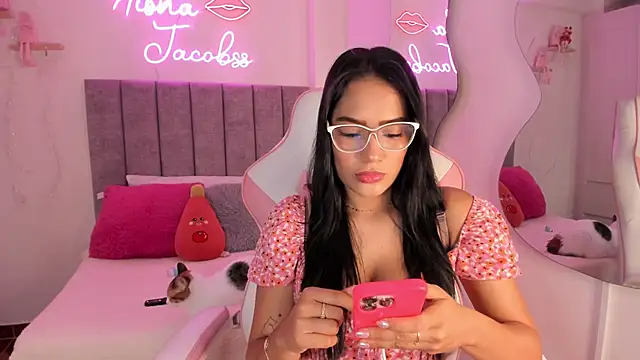 Snapshot of jacobss_gh chatting on 10/01/25, 09:10 jacobss gh online show from 10/01/25, 09:10