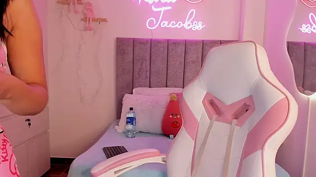 Snapshot of jacobss_gh chatting on 10/25/25, 09:20 jacobss gh online show from 10/25/25, 09:20