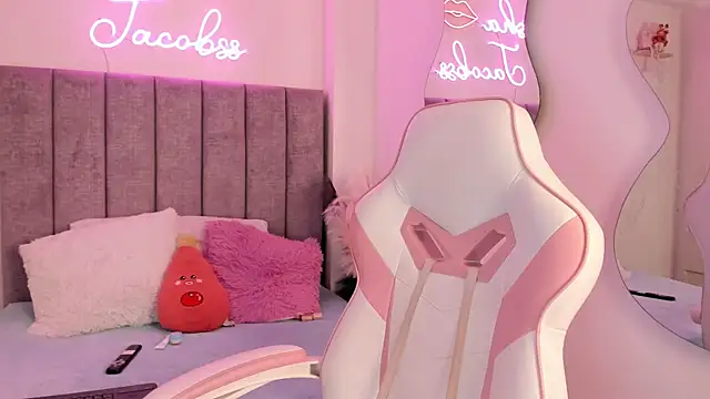 Snapshot of jacobss_gh chatting on 11/03/25, 09:05 jacobss gh online show from 11/03/25, 09:05