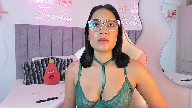 Snapshot of jacobss_gh chatting on 11/19/25, 09:04 jacobss gh online show from 11/19/25, 09:04