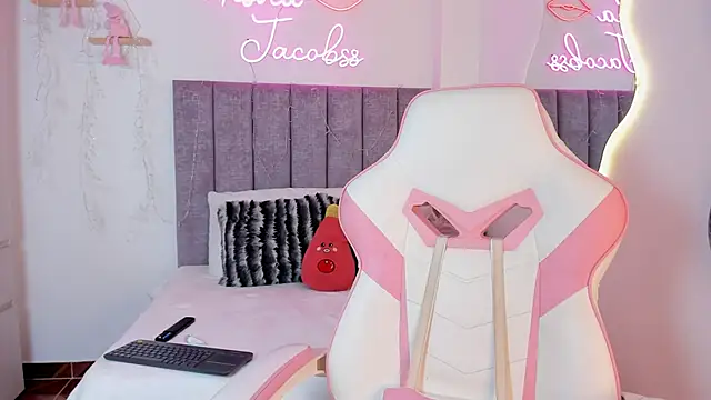 Snapshot of jacobss_gh chatting on 11/28/25, 09:06 jacobss gh online show from 11/28/25, 09:06