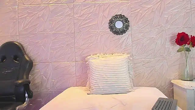 paula  cruzz online show from 02/04/25, 03:57