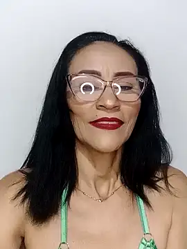Snapshot of BarbaraMature chatting on 12/02/24, 06:32 BarbaraMature online show from 12/02/24, 06:32