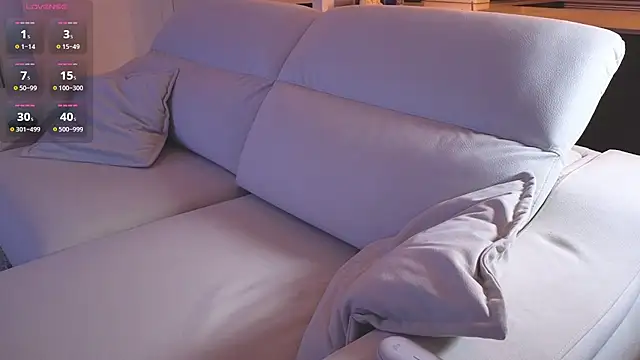 yourdreamsweetgirl online show from 04/18/26, 09:26