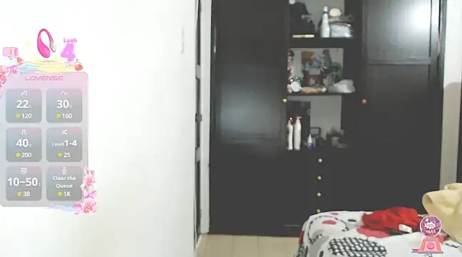 Snapshot of tifany19_ chatting on 03/06/25, 02:30 tifany19 online show from 03/06/25, 02:30