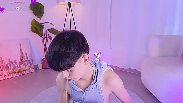 Snapshot of sebbyrose chatting on 09/14/25, 07:13 sebbyrose online show from 09/14/25, 07:13