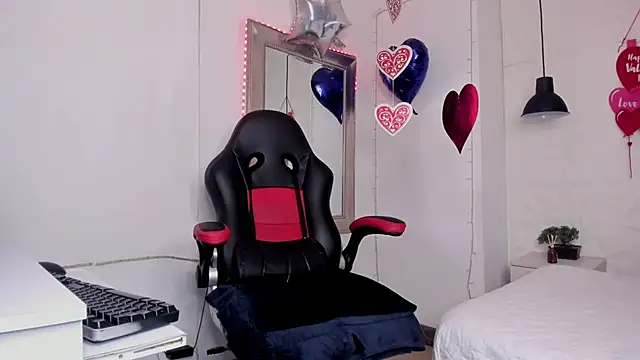 angel hardy dl online show from 03/01/25, 12:23