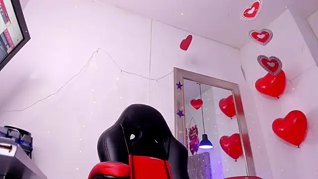 angel hardy dl online show from 04/22/26, 11:01