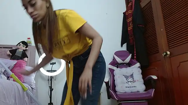 kendallsweet7 online show from 09/19/25, 07:03