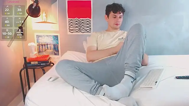 Elio555 online show from 11/02/25, 02:03