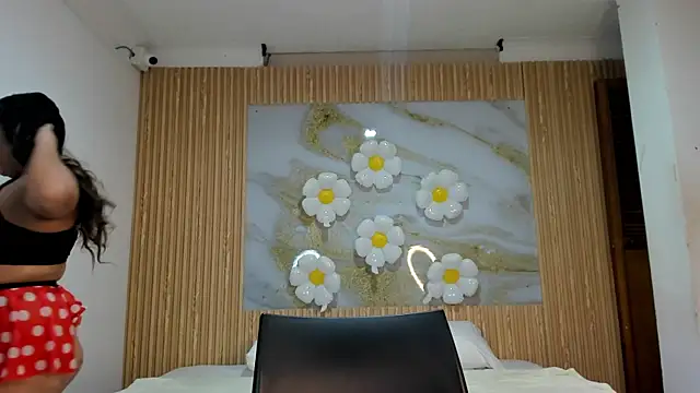 samy 19  online show from 04/21/26, 11:05