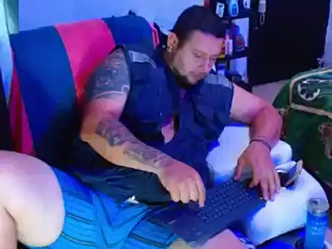 Snapshot of Michaell_Myerss_ chatting on 03/07/25, 08:55 Michaell Myerss  online show from 03/07/25, 08:55