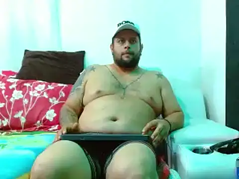 Snapshot of Michaell_Myerss_ chatting on 03/19/25, 12:59 Michaell Myerss  online show from 03/19/25, 12:59