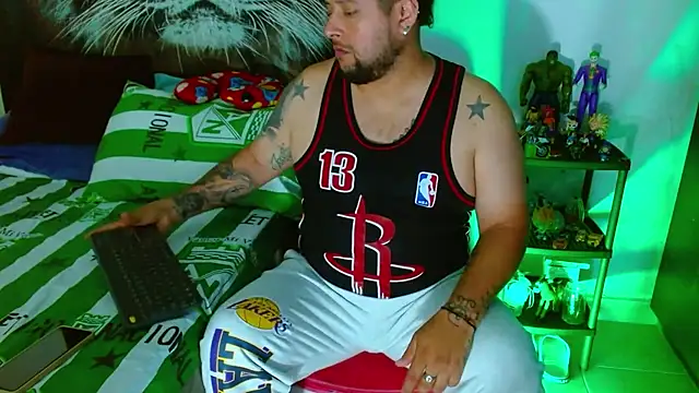 Michaell Myerss  online show from 12/19/25, 02:13