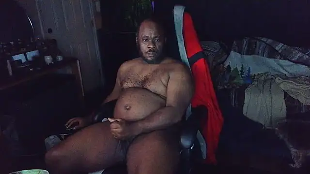 Snapshot of bigshh8 chatting on 12/29/24, 04:27 bigshh8 online show from 12/29/24, 04:27