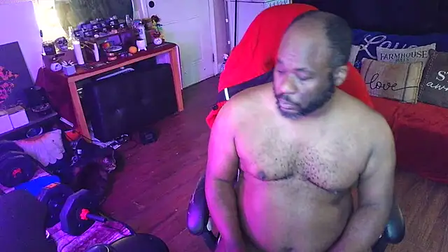 Snapshot of bigshh8 chatting on 02/02/25, 08:30 bigshh8 online show from 02/02/25, 08:30