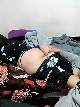 Angiee2001 online show from 01/11/25, 09:47