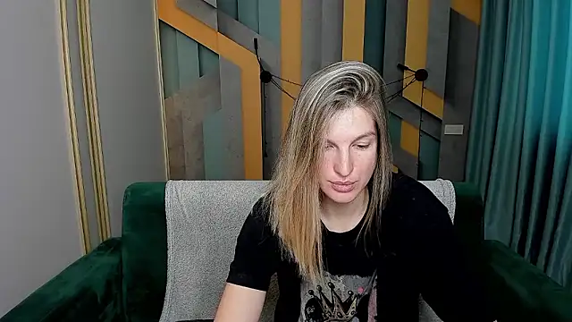 EmilyWalkeri online show from 01/15/26, 08:19