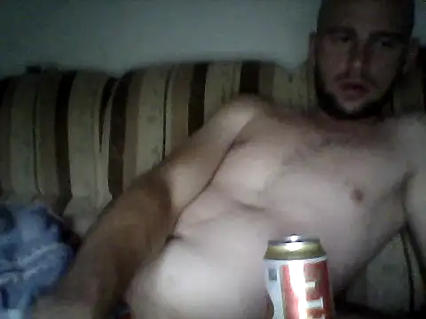 Snapshot of Rejtelmesest chatting on 07/05/26, 04:47 Rejtelmesest online show from 07/05/26, 04:47