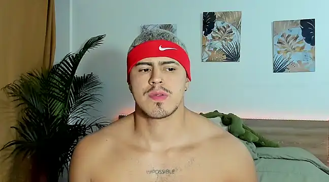 Snapshot of Baltazar_Dupont chatting on 03/08/25, 01:39 Baltazar Dupont online show from 03/08/25, 01:39